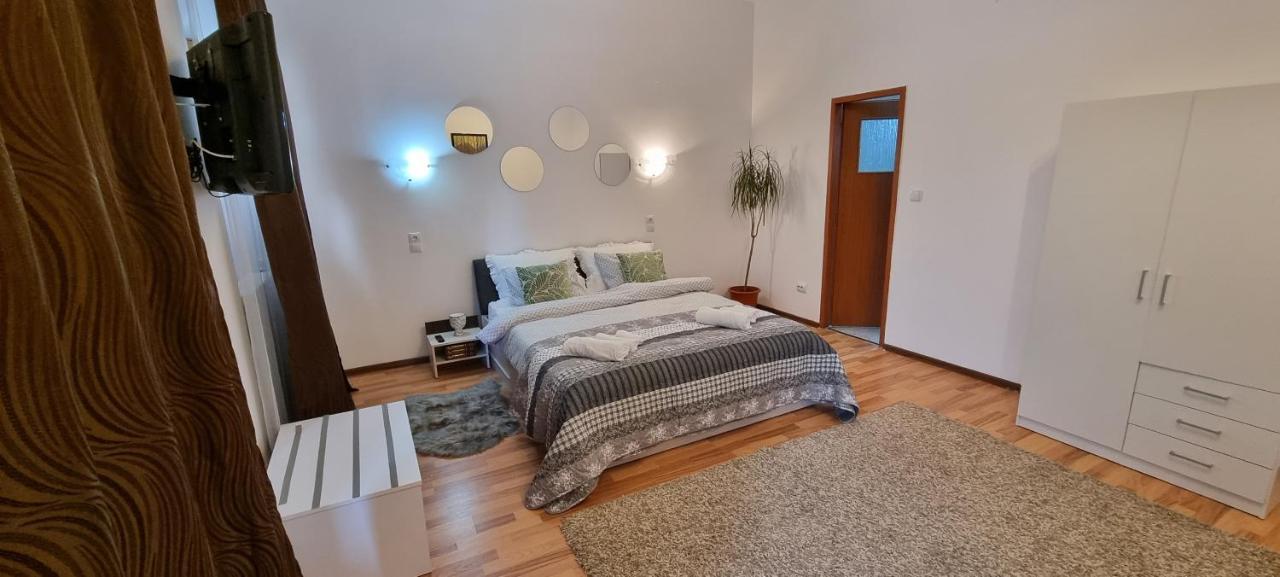 Citadel Rooms Cluj-Napoca Eksteriør billede