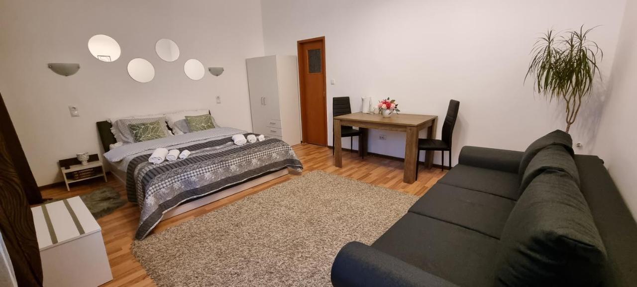 Citadel Rooms Cluj-Napoca Eksteriør billede